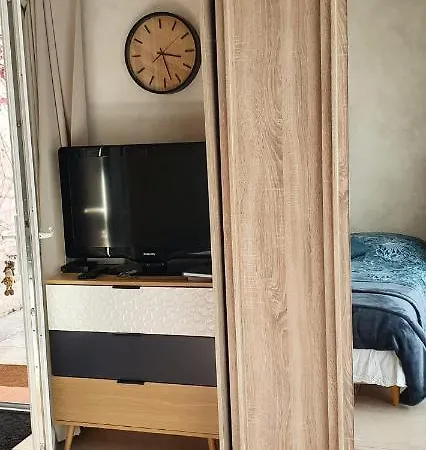 Ferienhaus Studio Cosy Avec Grande Terrasse Au Calme Saint-Cyr-sur-Mer